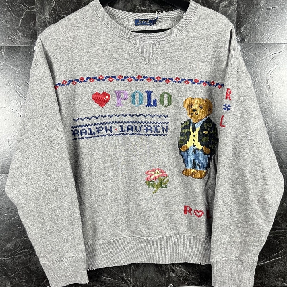 Polo Ralph Lauren Women's Grey Rare Heart Polo Bear Sweatshirt Large